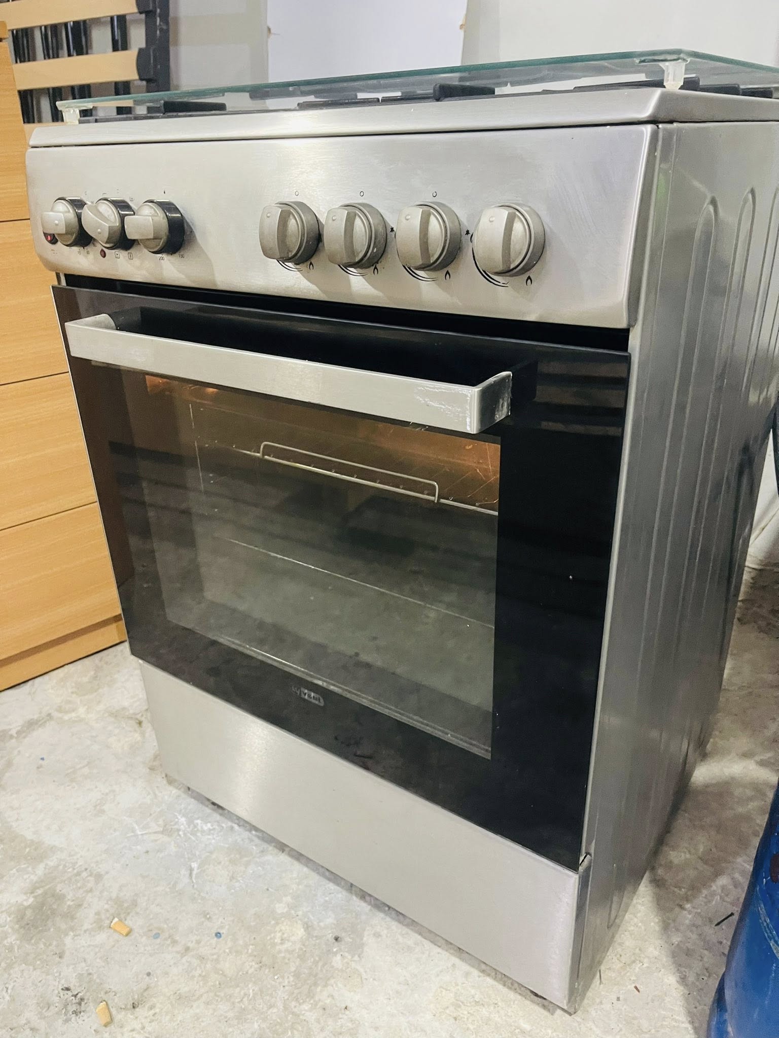 غاز مع فرن كهرباء