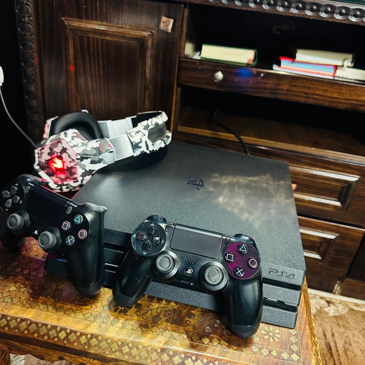 Playstation 4 Pro | بلاستيشن 4 برو